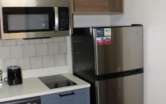 Candlewood Suites Southfield - Detroit by IHG