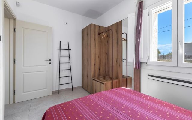 3843 Petricore - Trilocale by Barbarhouse