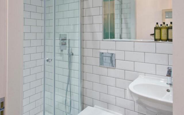 W12 Rooms