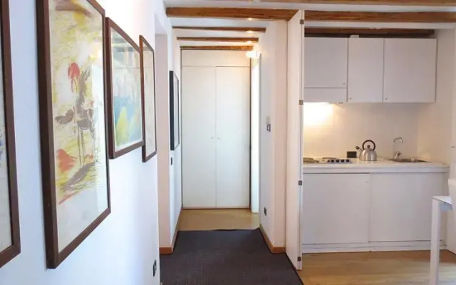Temporary House - Milan San Babila