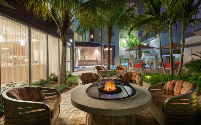 Staybridge Suites Miami International Airport by IHG