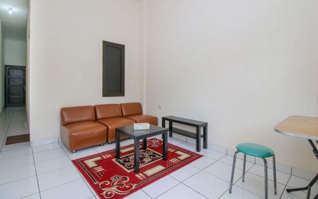 雅加达艾莉艾可回教肯班甘DPR佩巴蒂布落克C70酒店(Airy Eco Syariah Kembangan Dpr Pribadi Blok C 70 Jakarta)