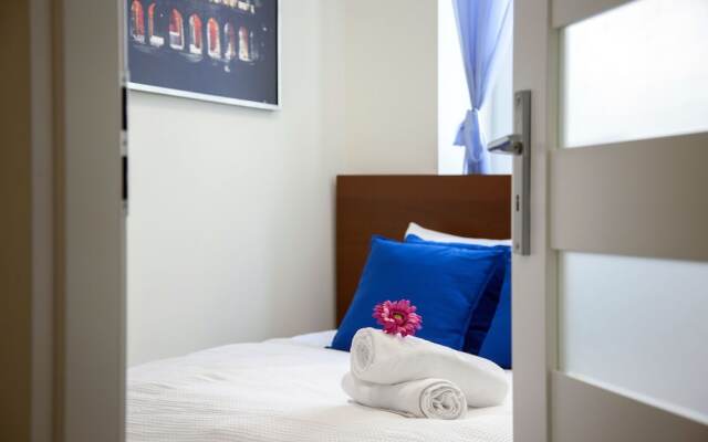 Little Home - Colosseum