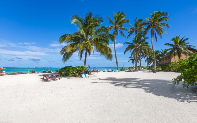 Sanctuary Rarotonga-On the beach - Adults Only