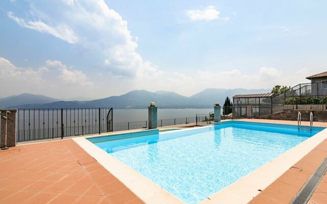 Modern Apartment In Oggebbio Italy With Swimming Pool