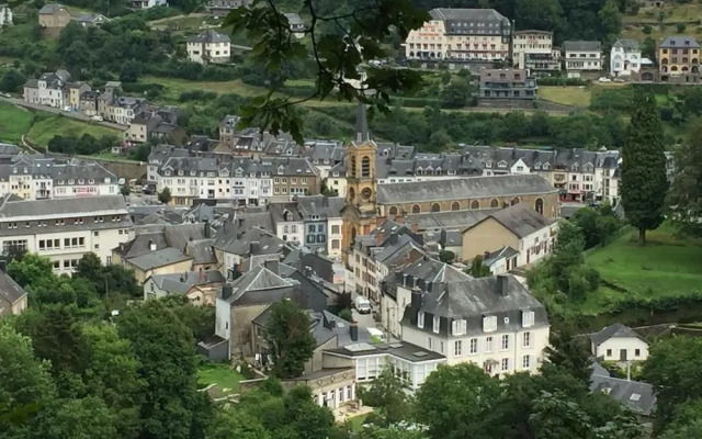 HôTEL AU DUC DE BOUILLON