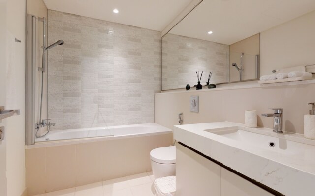 Sunrise Bay 2BR Luxury Apartment