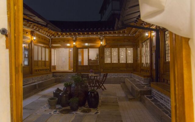 STAY256 Hanok Guesthouse