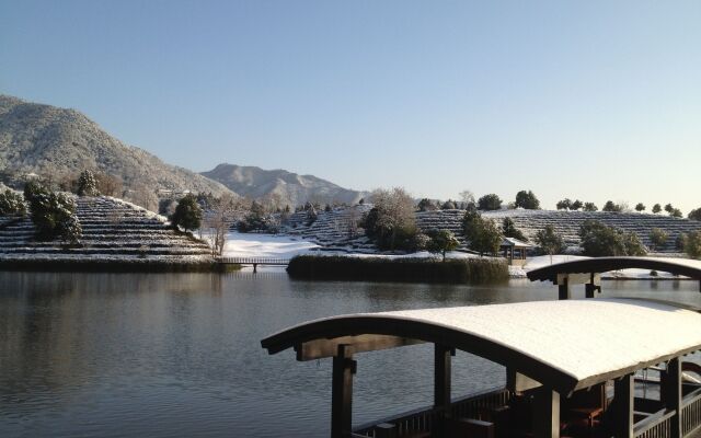 Fuchun Resort
