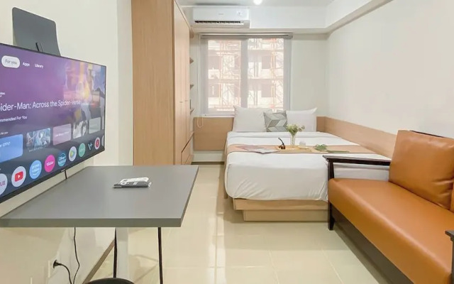 Comfy Studio Room At Meikarta Apartment
