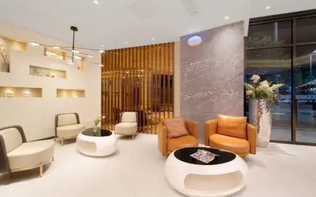 Fashion Hotel (Deqing Cultural Square Branch)