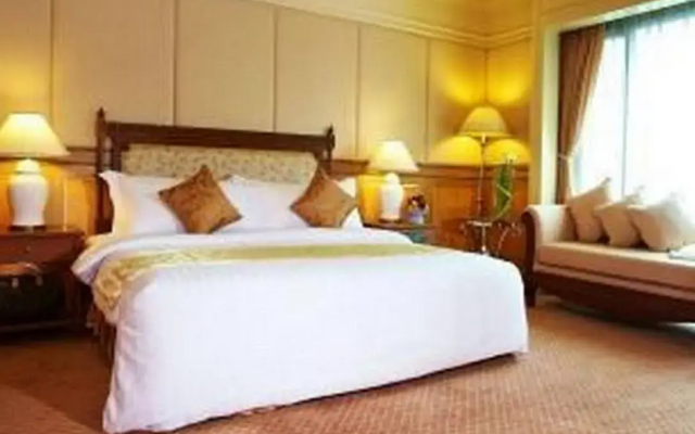 The Royal City Hotel
