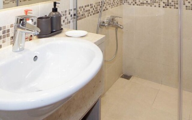 Spacious Studio Apartment