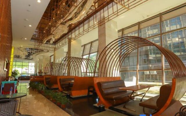 Siding International Hotel