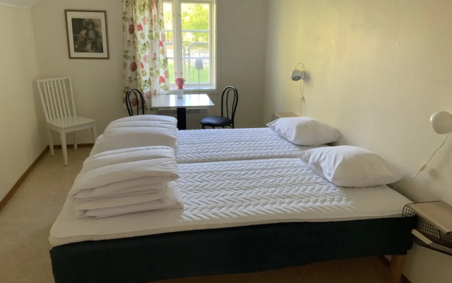 Evedals Vandrarhem - Hostel