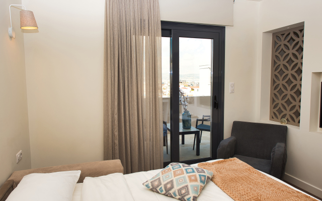 Urban Nest - Suites & Apartments