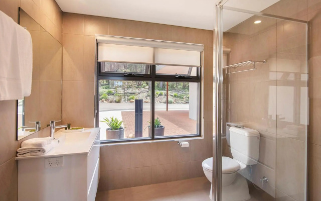 Eight Willows Retreat