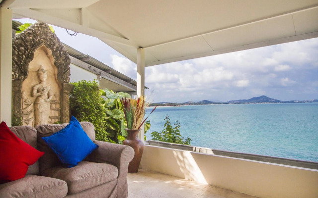 Boujis Boutique Resort