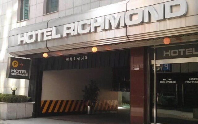 Richmond Hotel