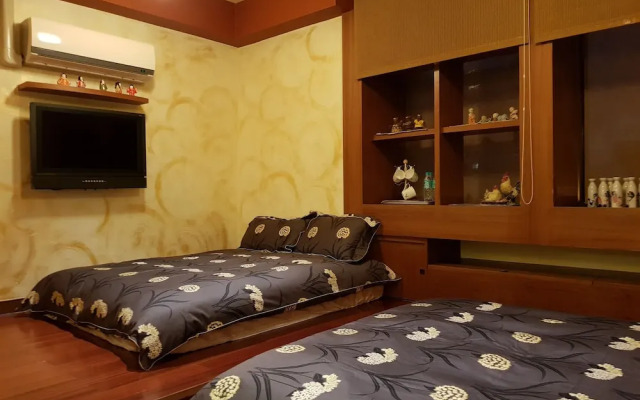 Flower Heart Bed and Breakfast
