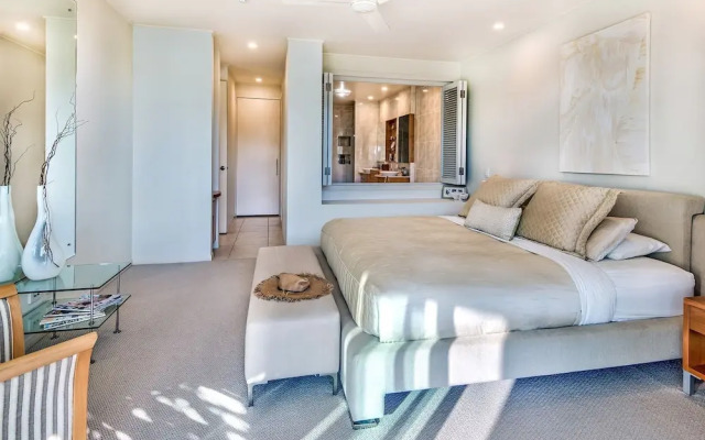 Pavillions 1 - Hamilton Island