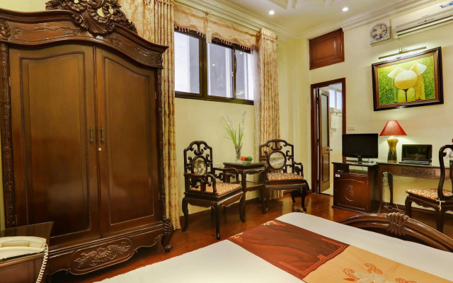 Hanoi Little Town Hotel