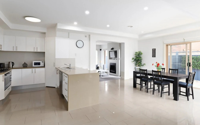 Boutique Stays - Mentone Abode