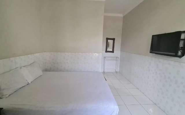 OYO 90831 Hotel Gardenia Prambanan