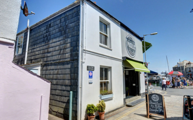 Holiday Home Quay