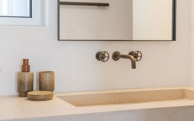 Wooden Villa By Cadenzalux