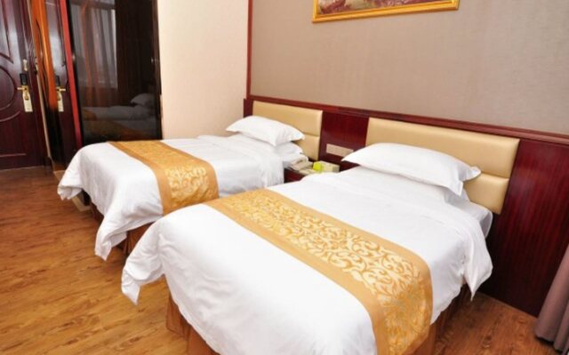 Vienna Hotel Guangzhou Panyu Chimelong Shiqiao Metro Station