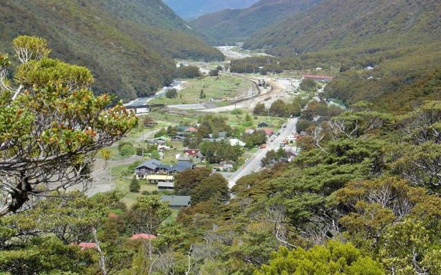 Arthur's Pass Alpine Motel