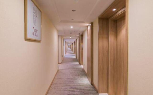 Vienna 3 Best Hotel (Qufu Kongfu)