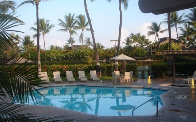 Kanaloa 202 by RedAwning