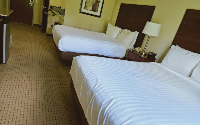 Cobblestone Inn & Suites - Bloomfield