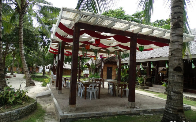 Whites and Greens Beach Resort