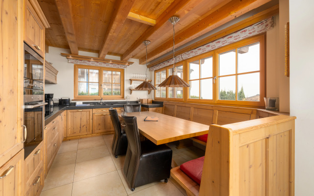AvenidA Panorama Chalet by Alpin Rentals
