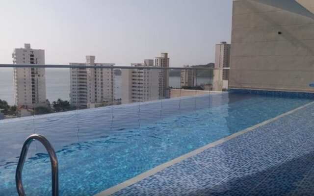 Sea View Apartment with Swimming Pool & Hot Tubs