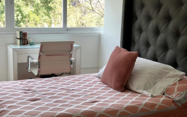 Apartment Downtown 203