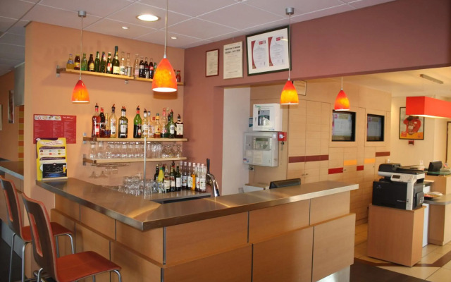 ibis Lyon Sud Chasse Sur Rhone
