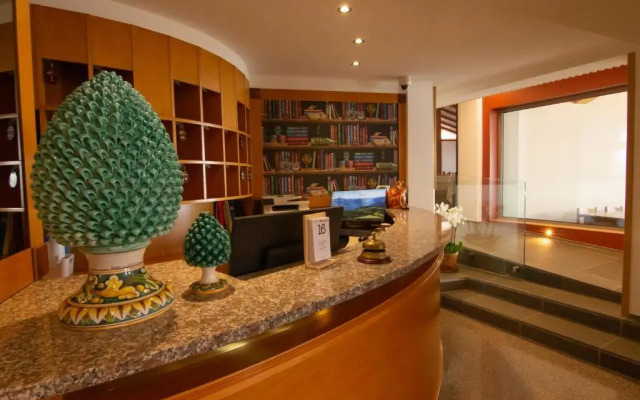 Albergo Miralago
