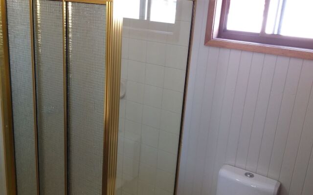 Country Mile Motor Inn