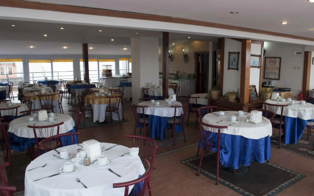 Hali Hotel