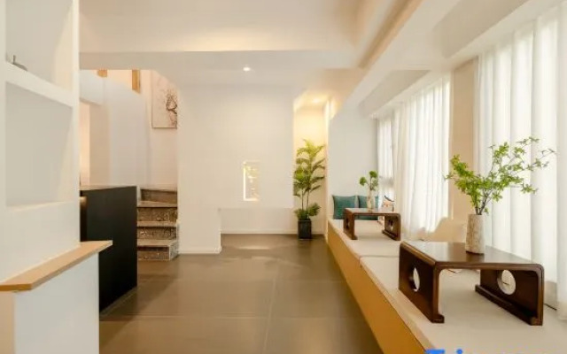 Yiduo Hotel (Longguang Provence Jiangnan Park Subway Station Branch)