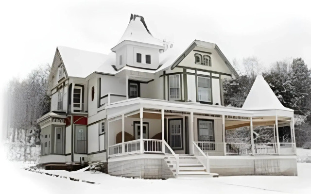 Antique Rose Inn Windham