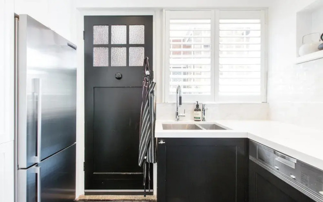 The Double Bay Executive Apartment