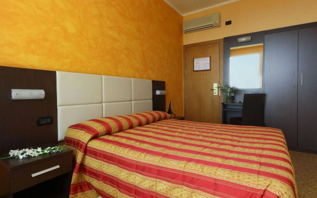 Piccolo Hotel