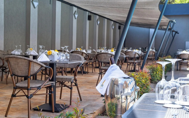 Saggys Suites Hotel & Spa