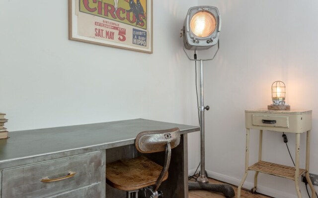 Modern 3 Bedroom In South West London