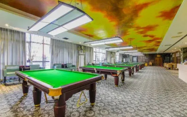 Rezen Hotel Heyi